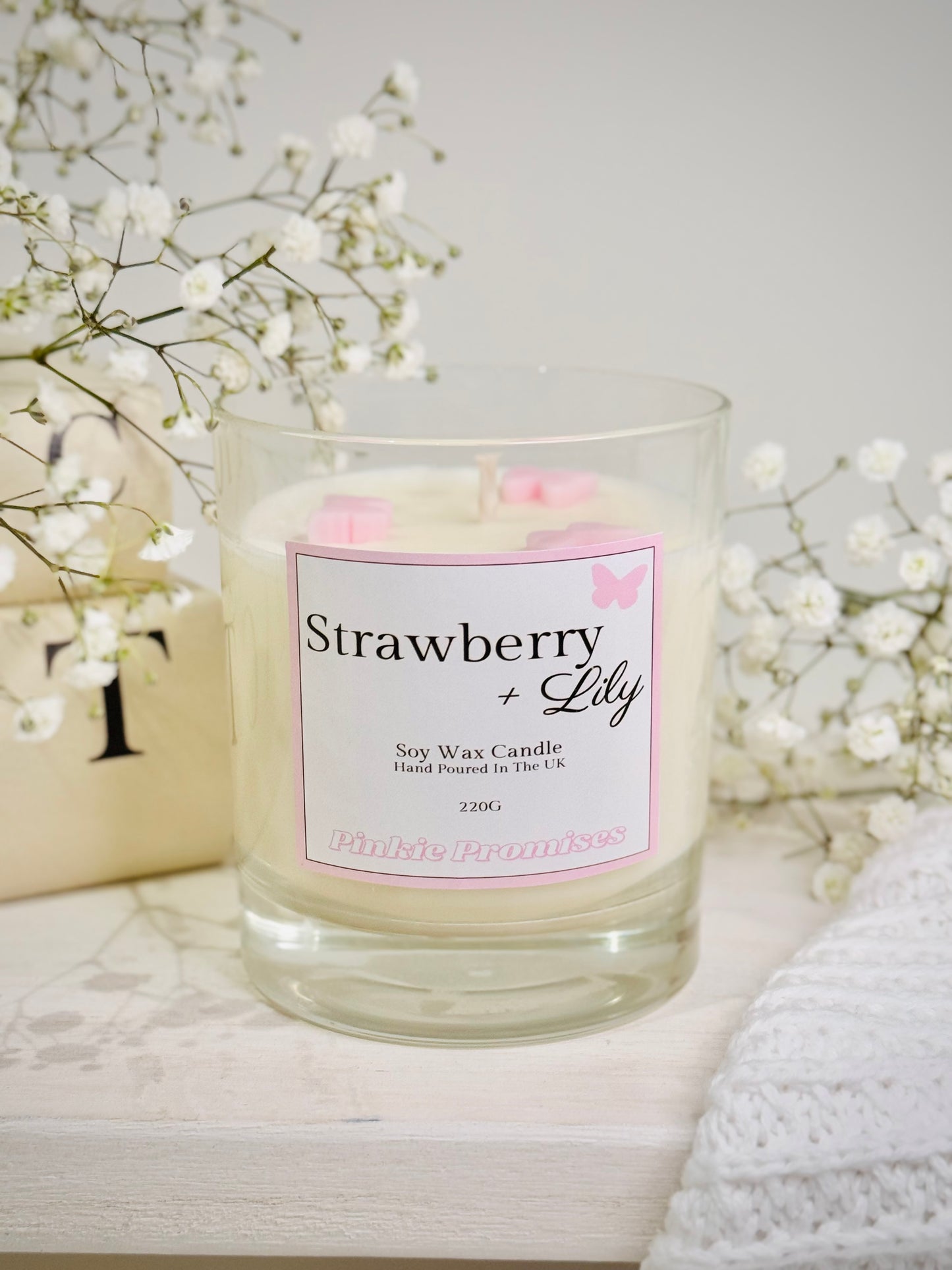 Strawberry + Lily 220G Candle